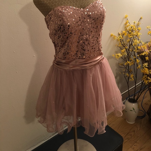 Pink Sequin Dress - Picture 4 of 8